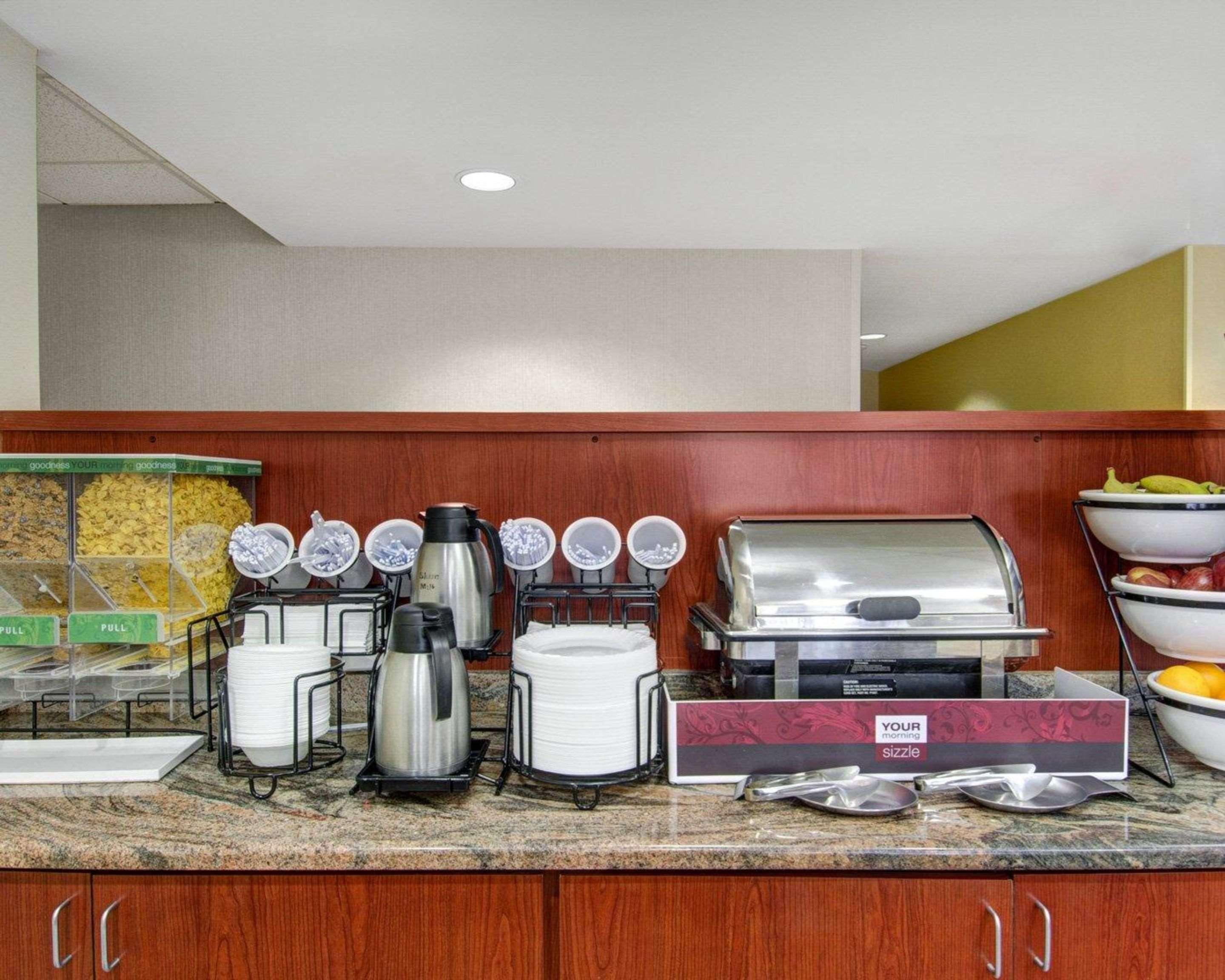 Spark By Hilton Woburn Boston Экстерьер фото